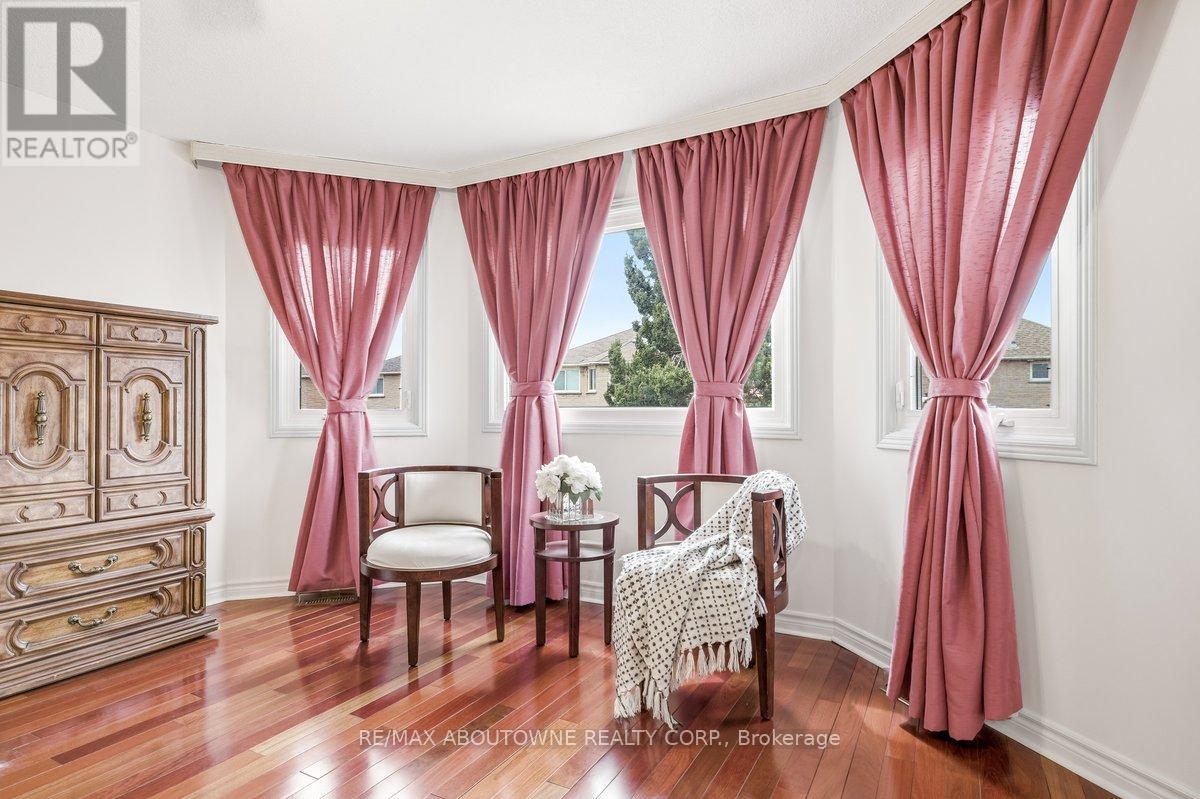 4538 Mayflower Drive, Mississauga, Ontario L5R 1S3 - Photo 21 - W12942268