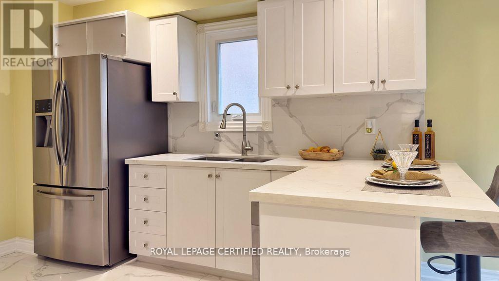 5555 Whistler Crescent, Mississauga, Ontario  L4Z 3R5 - Photo 8 - W12942302