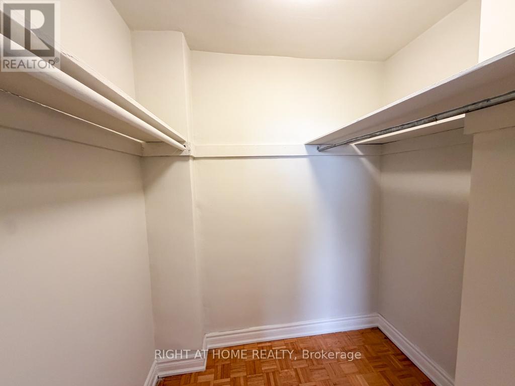 1016 - 1442 Lawrence Avenue W, Toronto, Ontario  M6L 1B2 - Photo 16 - W12942324