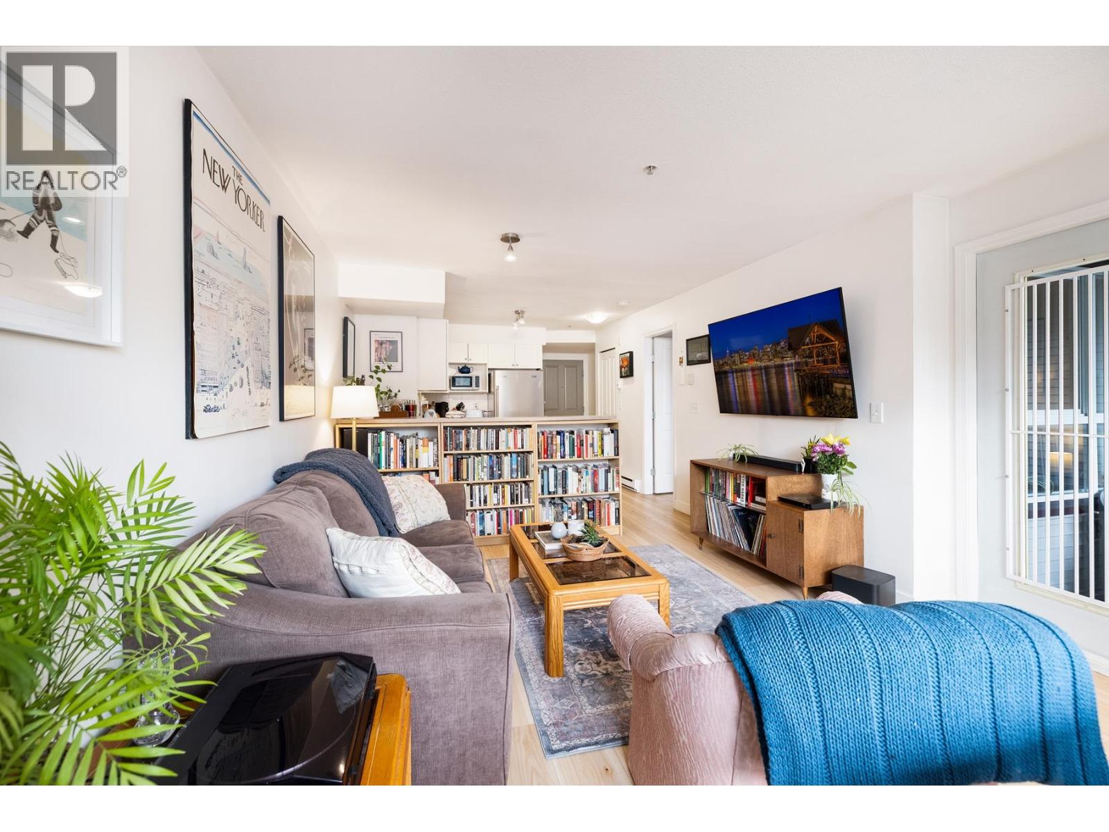 207 5355 Boundary Road, Vancouver, British Columbia  V5R 6G2 - Photo 9 - R3105213