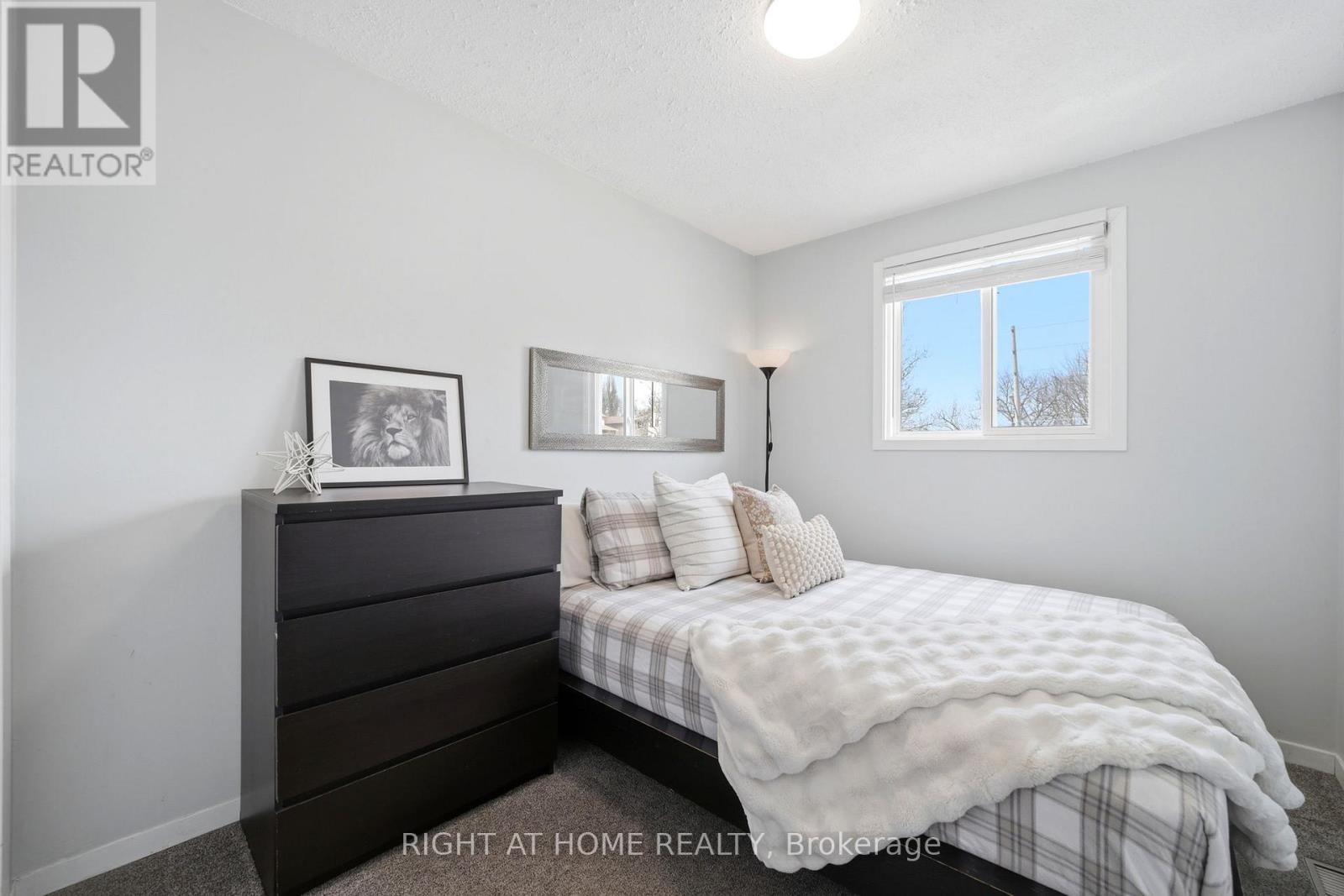 602 Willow Road, Guelph, Ontario N1H 7M5 - Photo 17 - X12942280