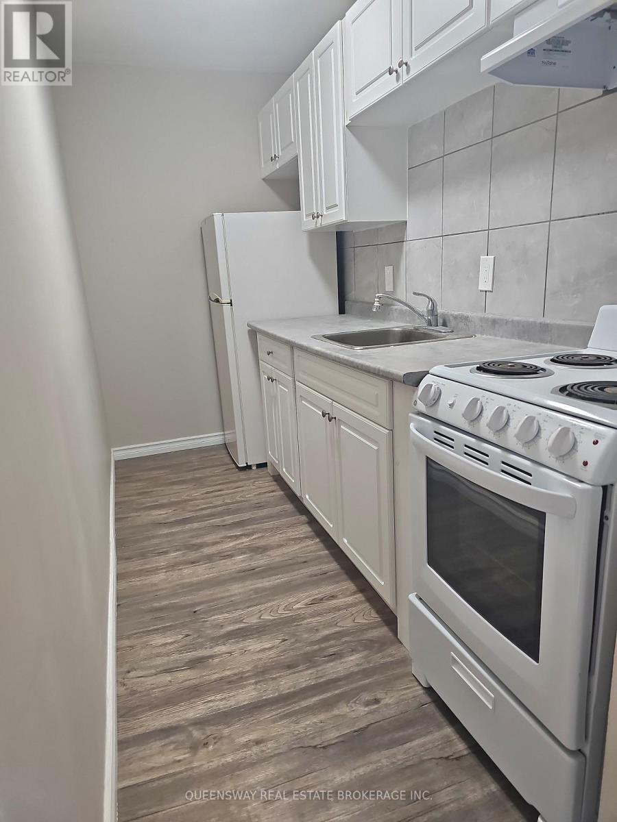 9 - 663 Barber Avenue, North Perth, Ontario  N4W 1S4 - Photo 11 - X12942294