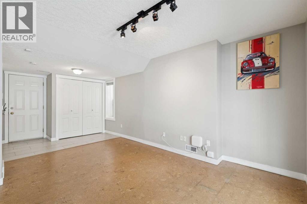 39 Sierra Morena Landing Sw, Calgary, Alberta  T3H 4K3 - Photo 35 - A2295738