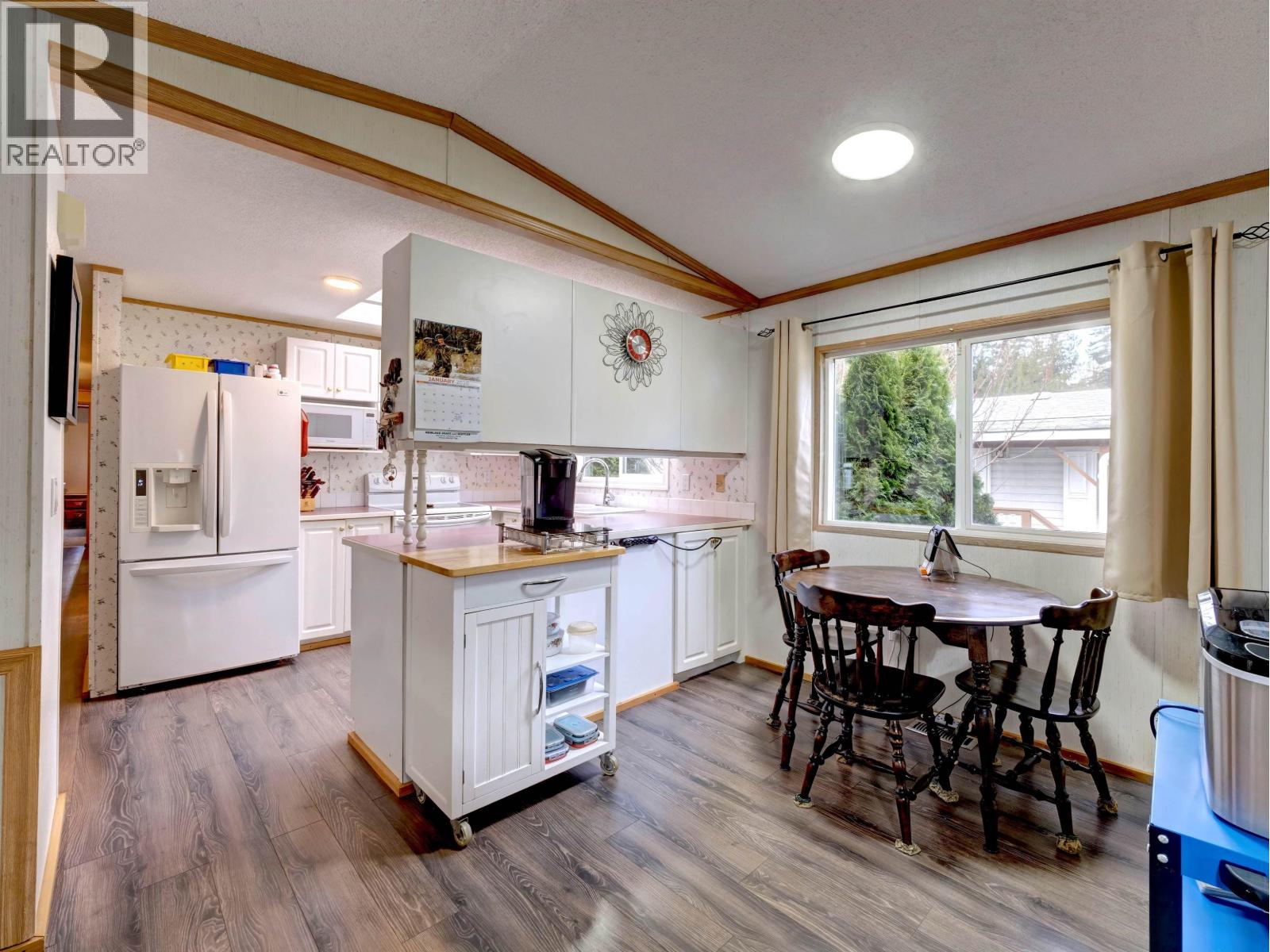 28 5575 Mason Road, Sechelt, British Columbia  V7Z 0K9 - Photo 5 - R3082745