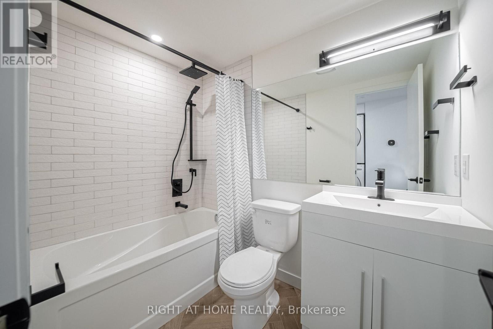 1 - 435 Grace Street, Toronto, Ontario  M6G 3A8 - Photo 17 - C12942374