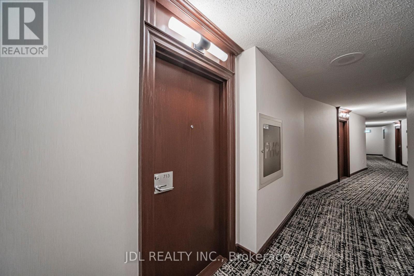713 - 1055 Bay Street, Toronto, Ontario  M5S 3A3 - Photo 3 - C12942376