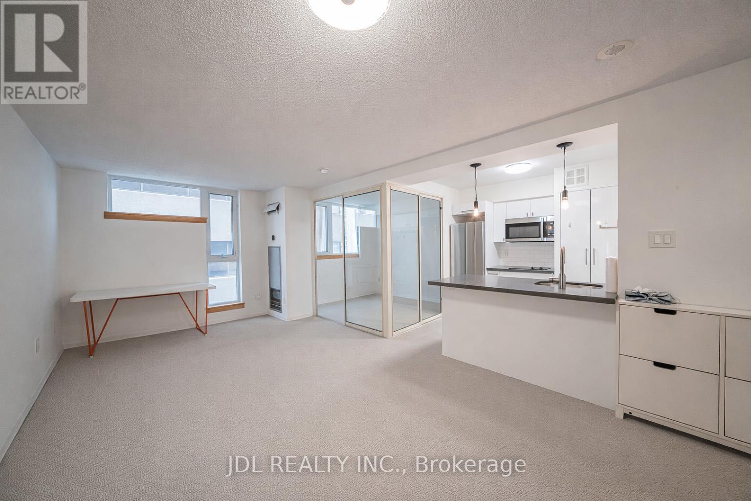 713 - 1055 Bay Street, Toronto, Ontario  M5S 3A3 - Photo 4 - C12942376