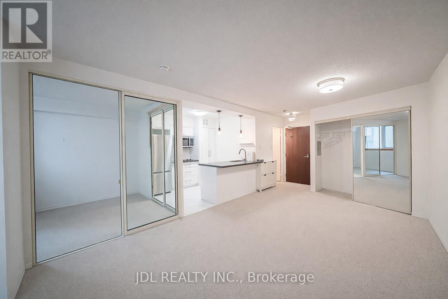 713 - 1055 Bay Street, Toronto, Ontario  M5S 3A3 - Photo 6 - C12942376