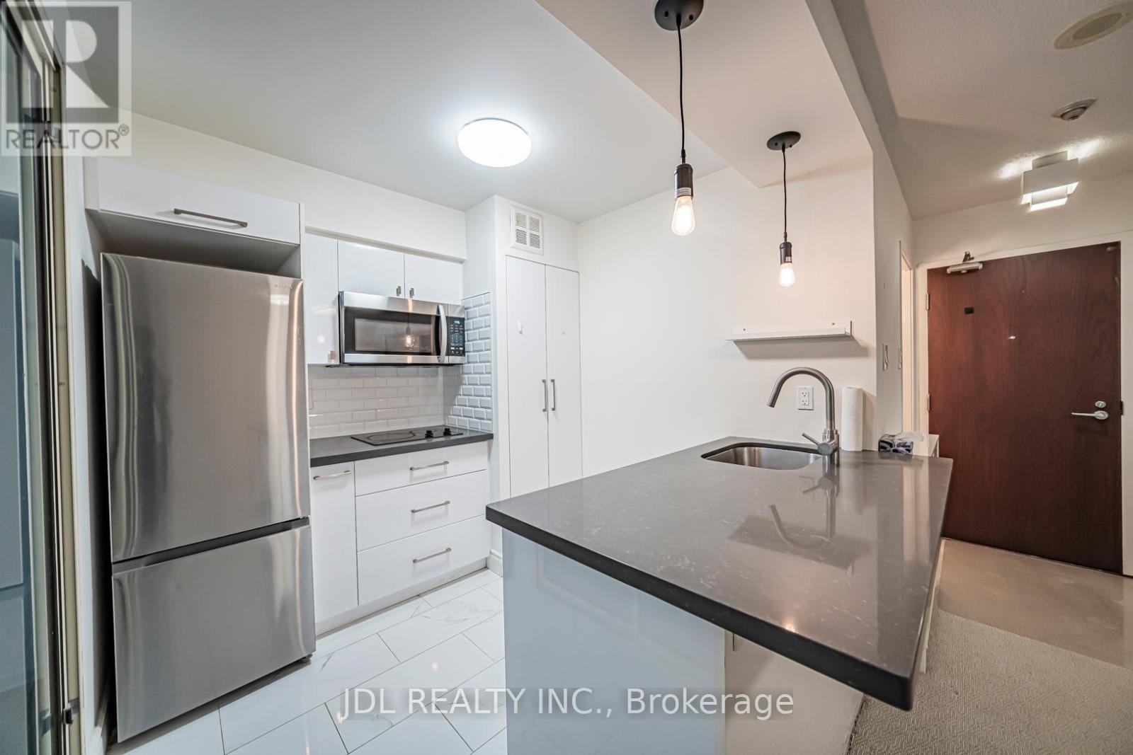 713 - 1055 Bay Street, Toronto, Ontario  M5S 3A3 - Photo 7 - C12942376