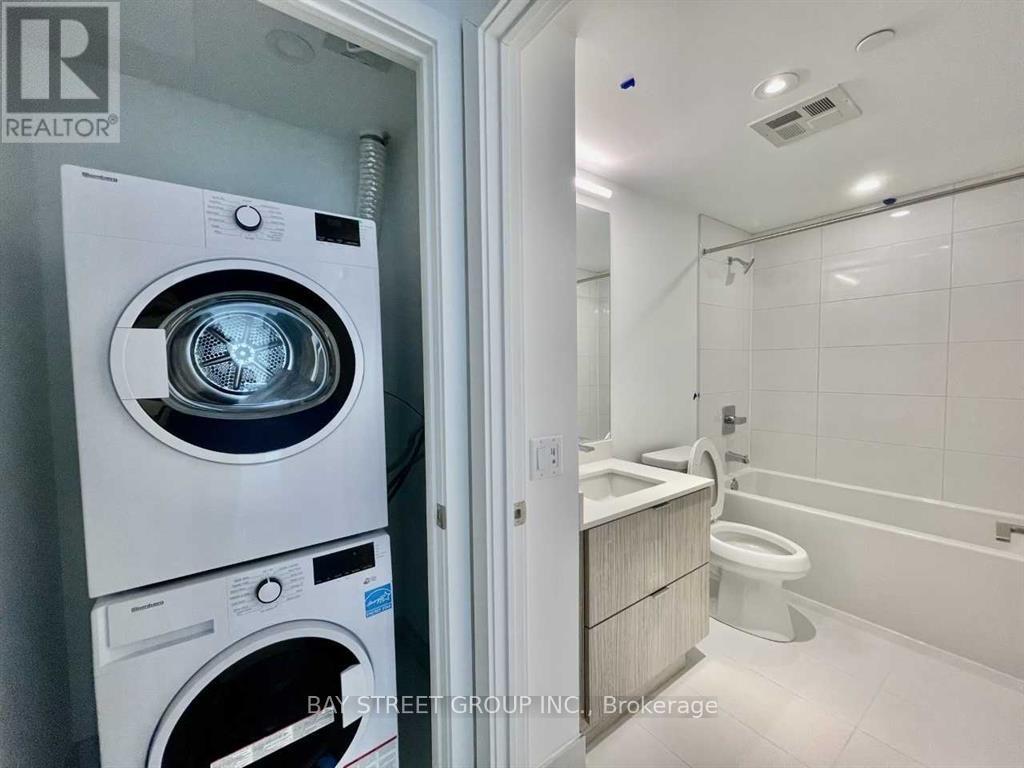 4201 - 395 Bloor Street E, Toronto, Ontario  M4W 1H7 - Photo 3 - C12942390