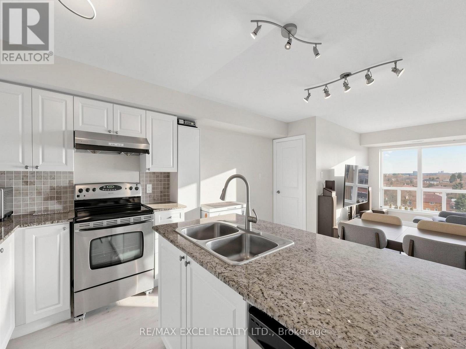 711 - 920 Sheppard Avenue W, Toronto, Ontario  M3H 0A2 - Photo 12 - C12942404