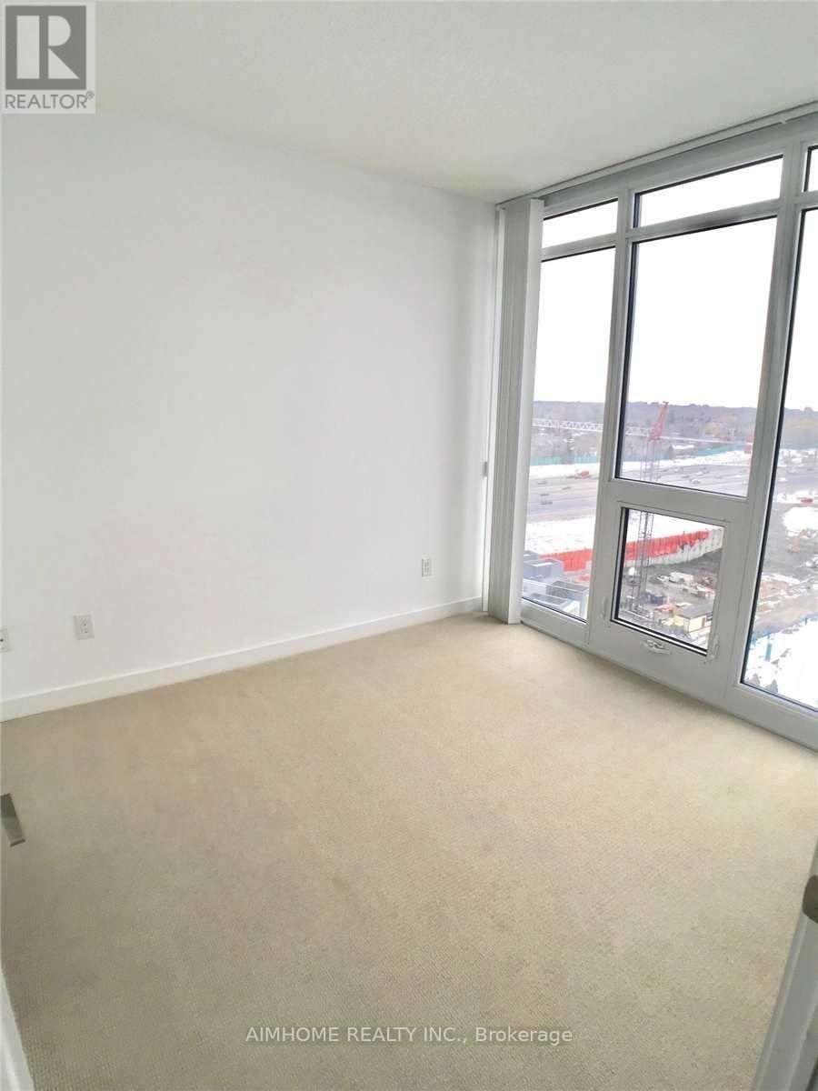 2016 - 121 Mcmahon Drive, Toronto, Ontario  M2K 0C1 - Photo 11 - C12942406