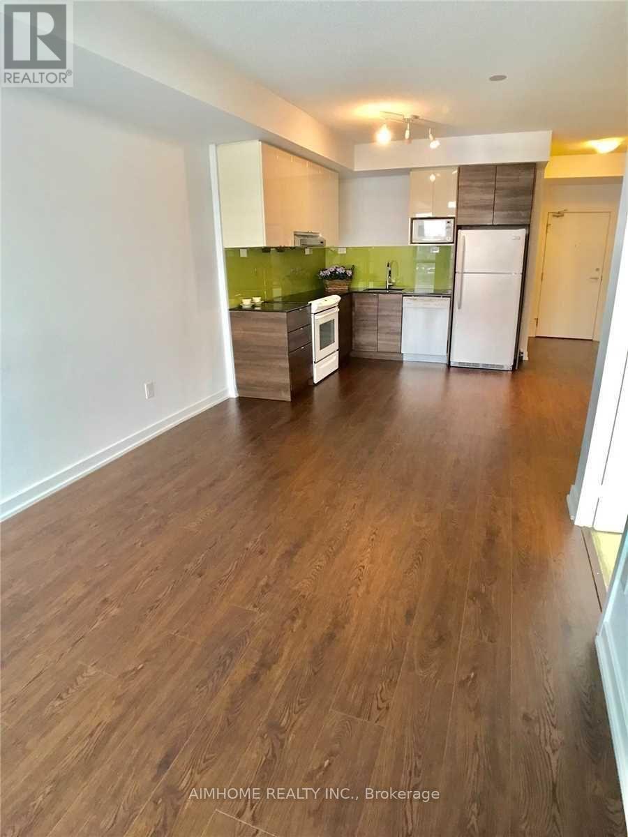 2016 - 121 Mcmahon Drive, Toronto, Ontario  M2K 0C1 - Photo 8 - C12942406