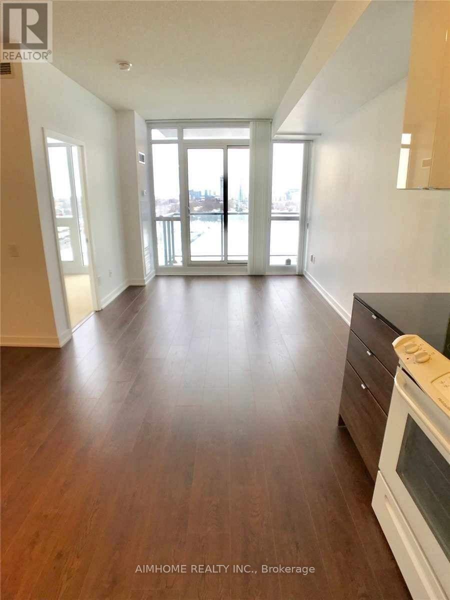 2016 - 121 Mcmahon Drive, Toronto, Ontario  M2K 0C1 - Photo 9 - C12942406