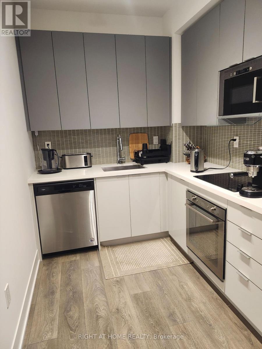 1009 - 2916 Highway 7 Expressway, Vaughan, Ontario  L4K 0K6 - Photo 10 - N12942350