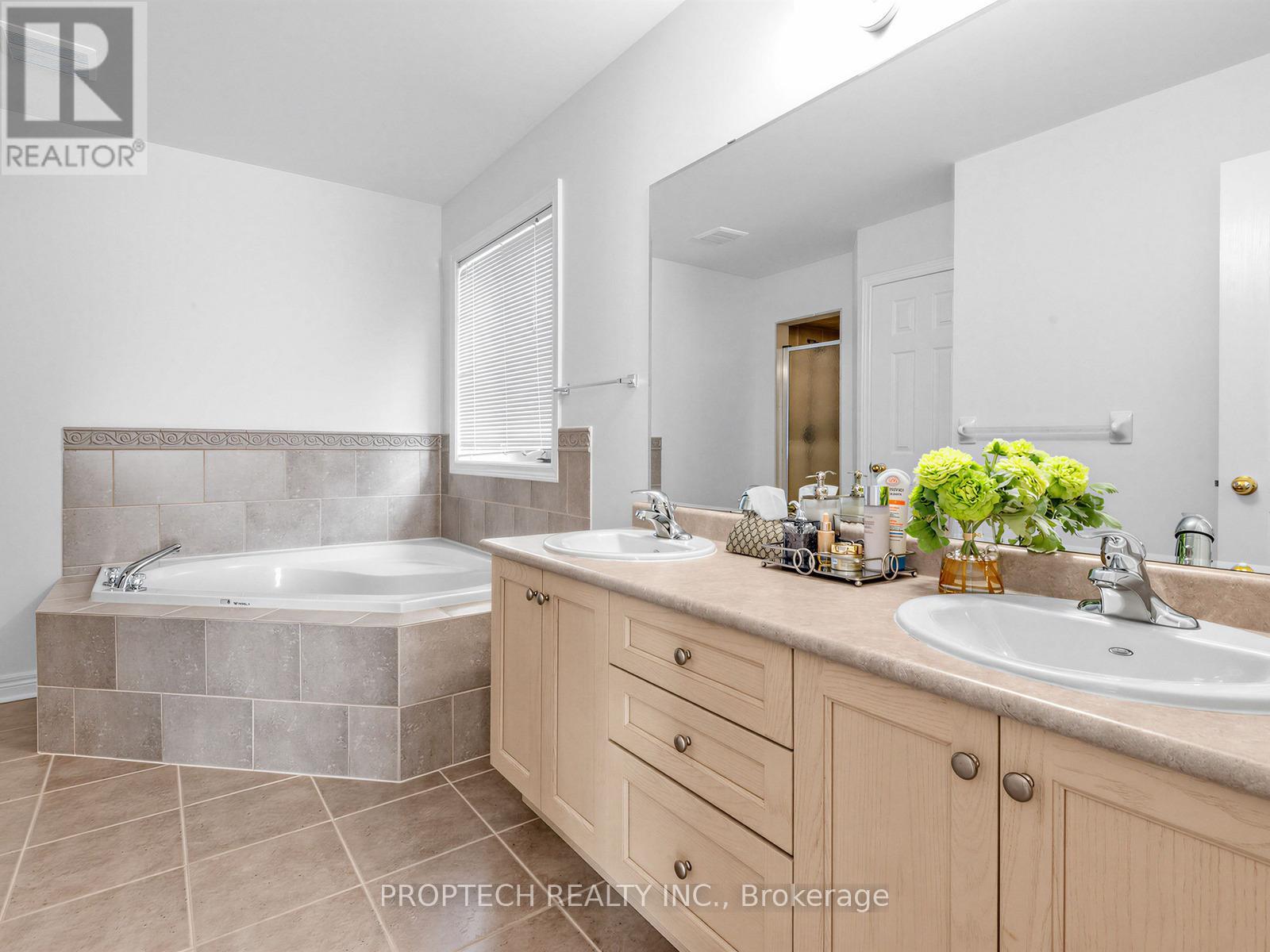 12 Houser Street, Markham, Ontario  L6E 1H8 - Photo 22 - N12942382