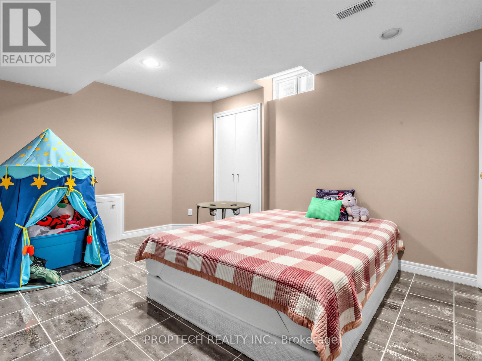 12 Houser Street, Markham, Ontario  L6E 1H8 - Photo 30 - N12942382