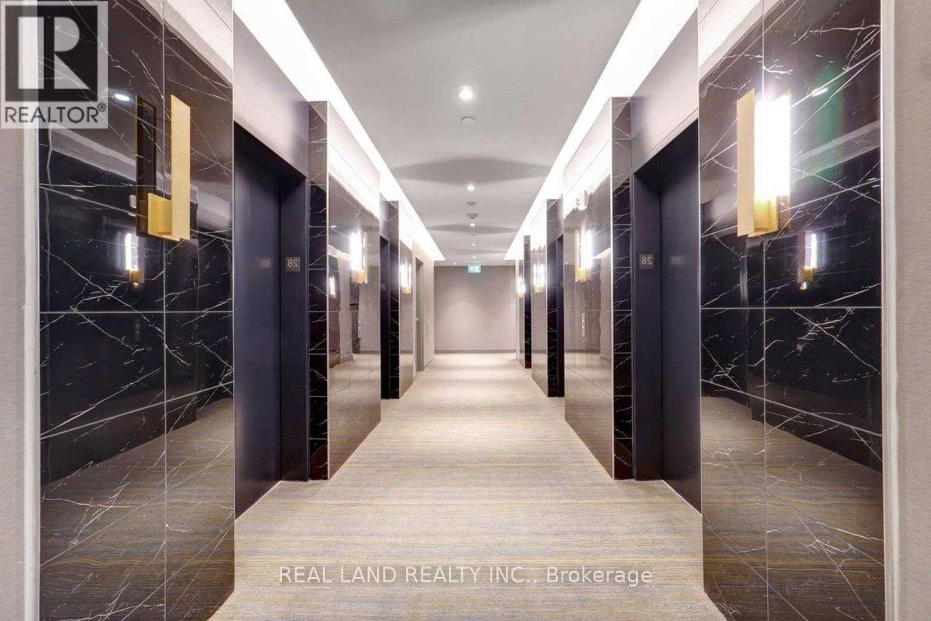 2206 - 950 Portage Parkway, Vaughan, Ontario L4K 0J7 - Photo 3 - N12942398