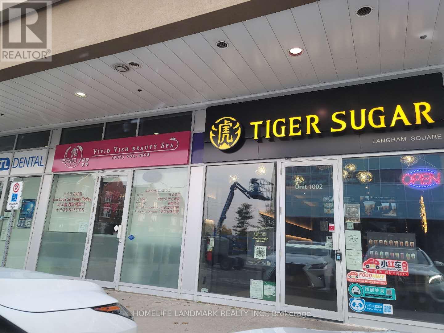 1002 - 32 South Unionville Avenue, Markham, Ontario L3R 9S6 - Photo 4 - N12942402