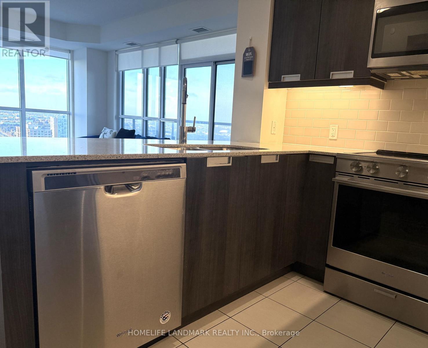 2618 - 35 Watergarden Drive, Mississauga, Ontario L5R 0G8 - Photo 11 - W12942352