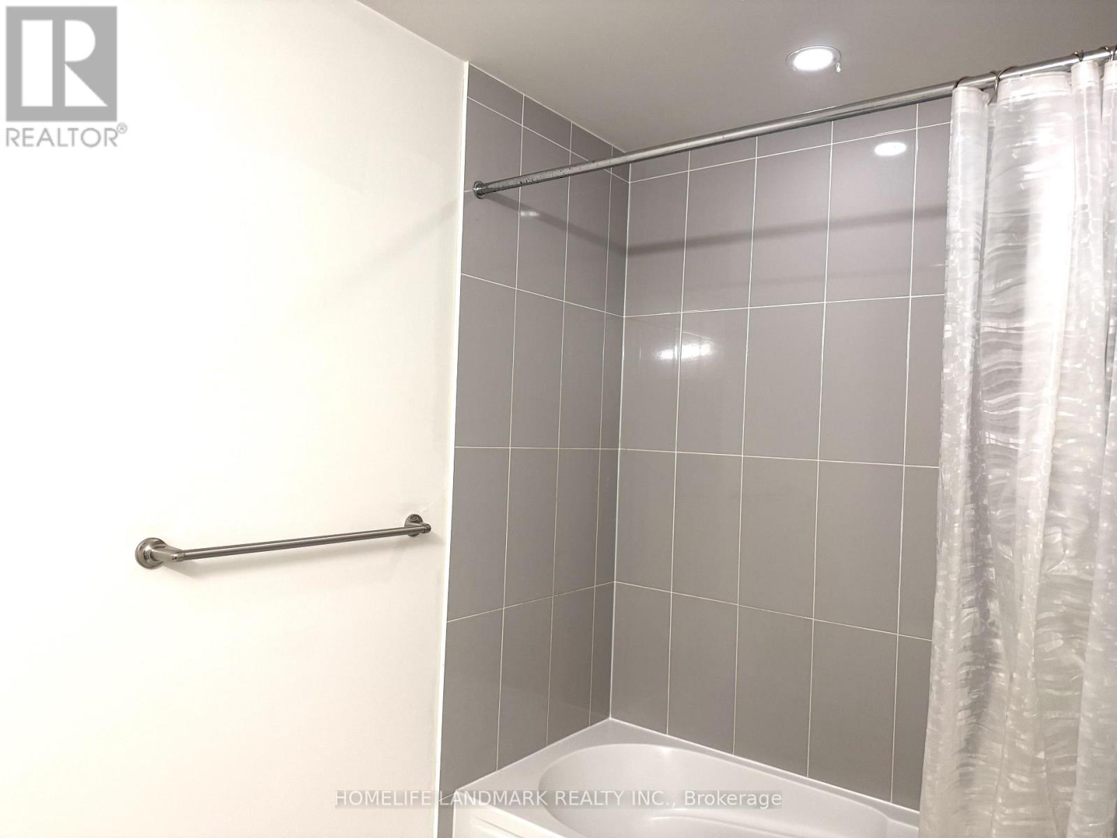 2618 - 35 Watergarden Drive, Mississauga, Ontario L5R 0G8 - Photo 26 - W12942352