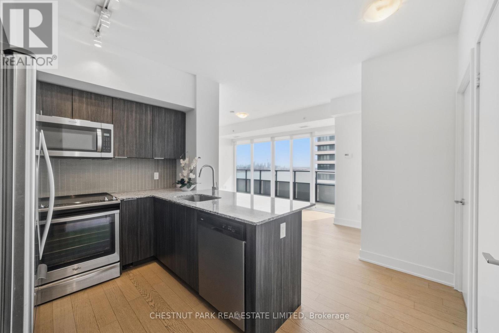 3416 - 30 Shore Breeze Drive, Toronto, Ontario  M8V 0J1 - Photo 2 - W12942362