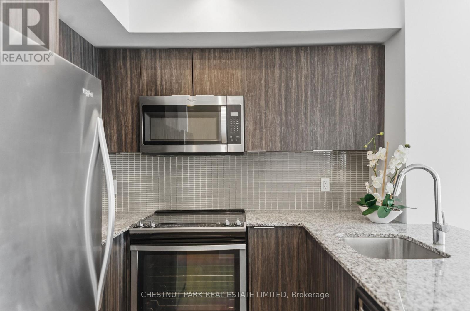 3416 - 30 Shore Breeze Drive, Toronto, Ontario  M8V 0J1 - Photo 8 - W12942362