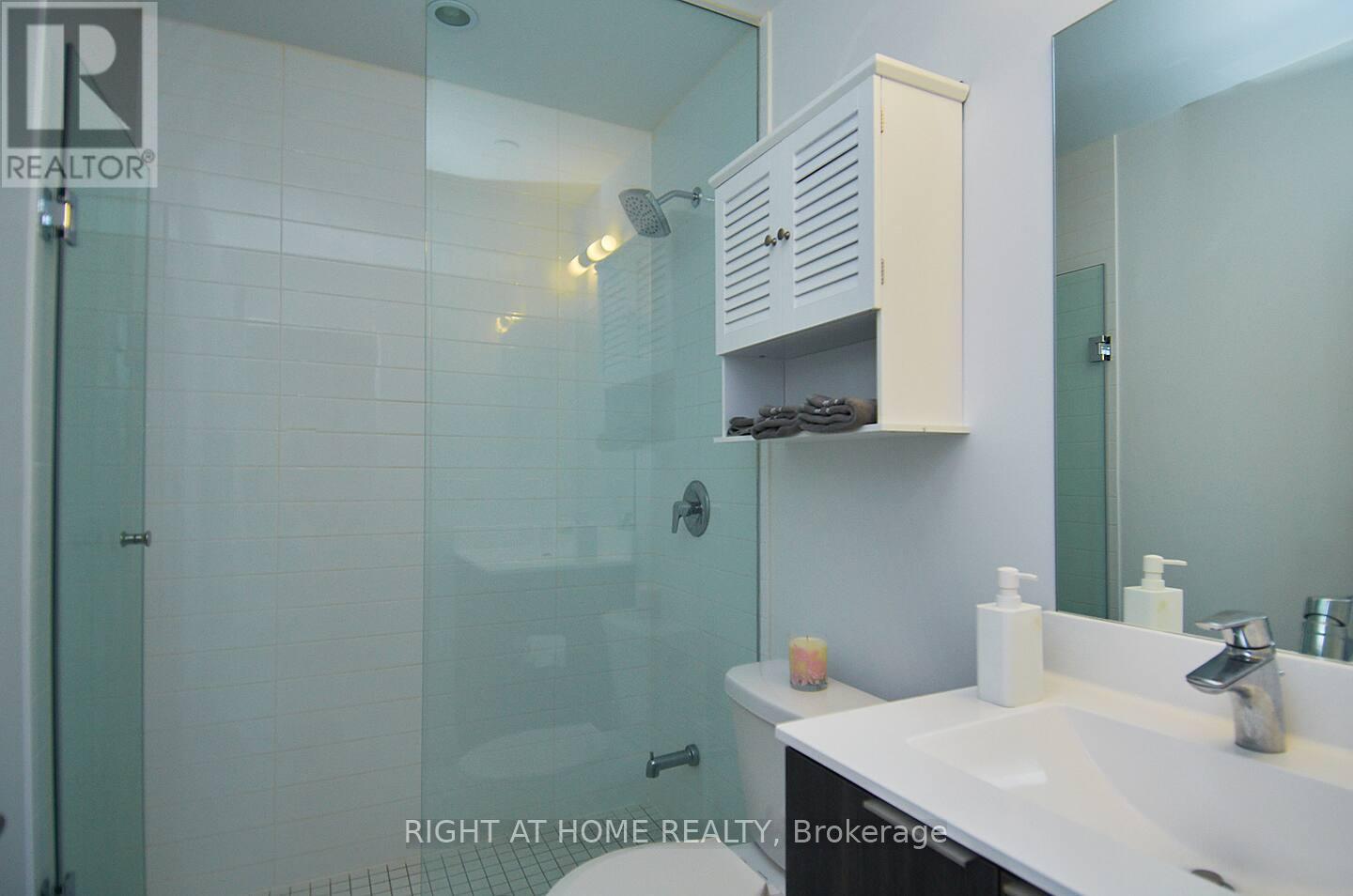 438 - 30 Shore Breeze Drive E, Toronto, Ontario  M8V 0J1 - Photo 11 - W12942364