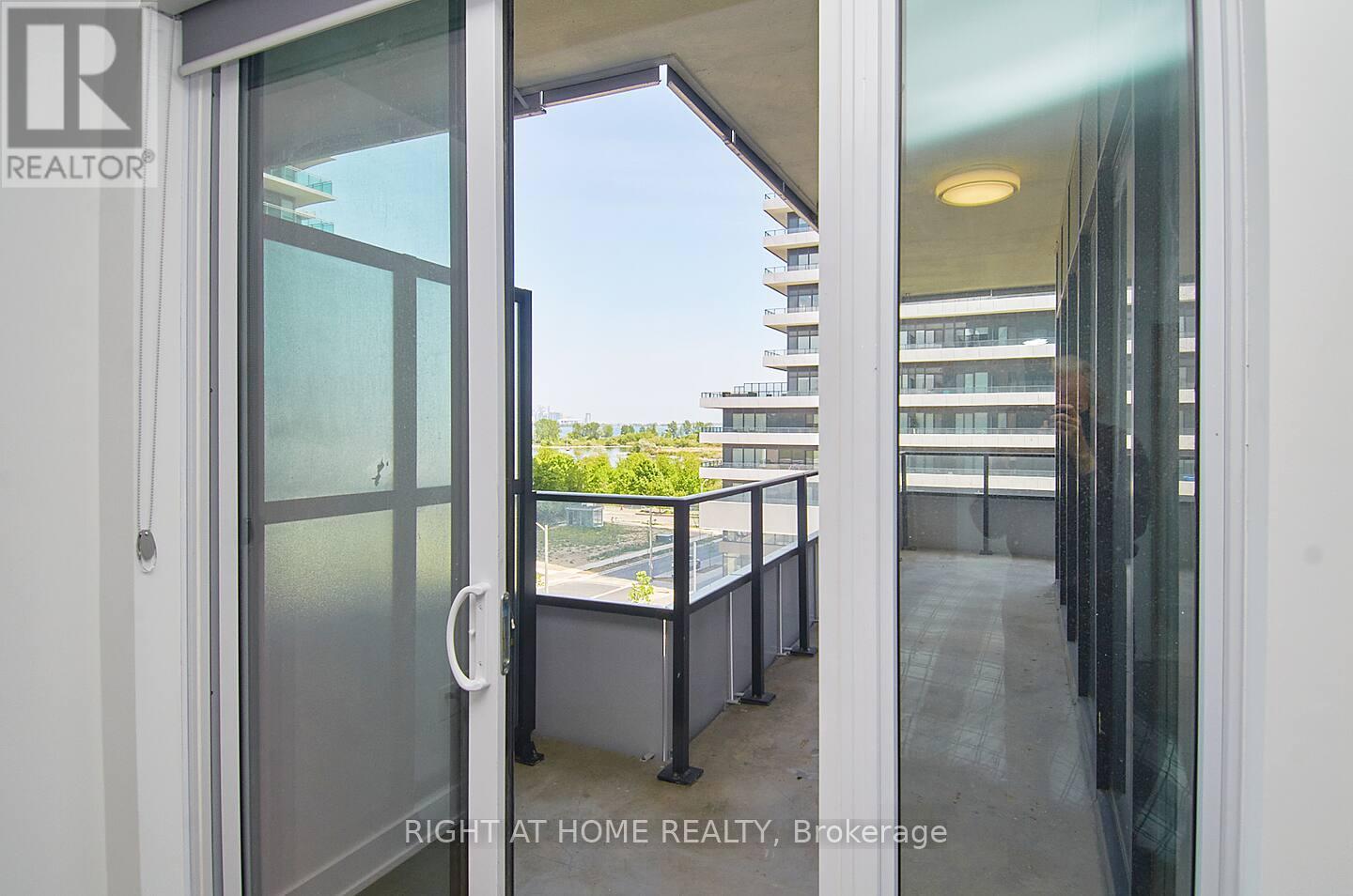 438 - 30 Shore Breeze Drive E, Toronto, Ontario  M8V 0J1 - Photo 16 - W12942364