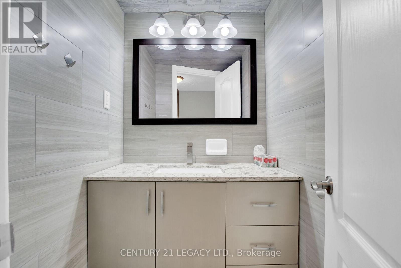 8182 Hornby Road, Halton Hills, Ontario  L0P 1E0 - Photo 23 - W12942370