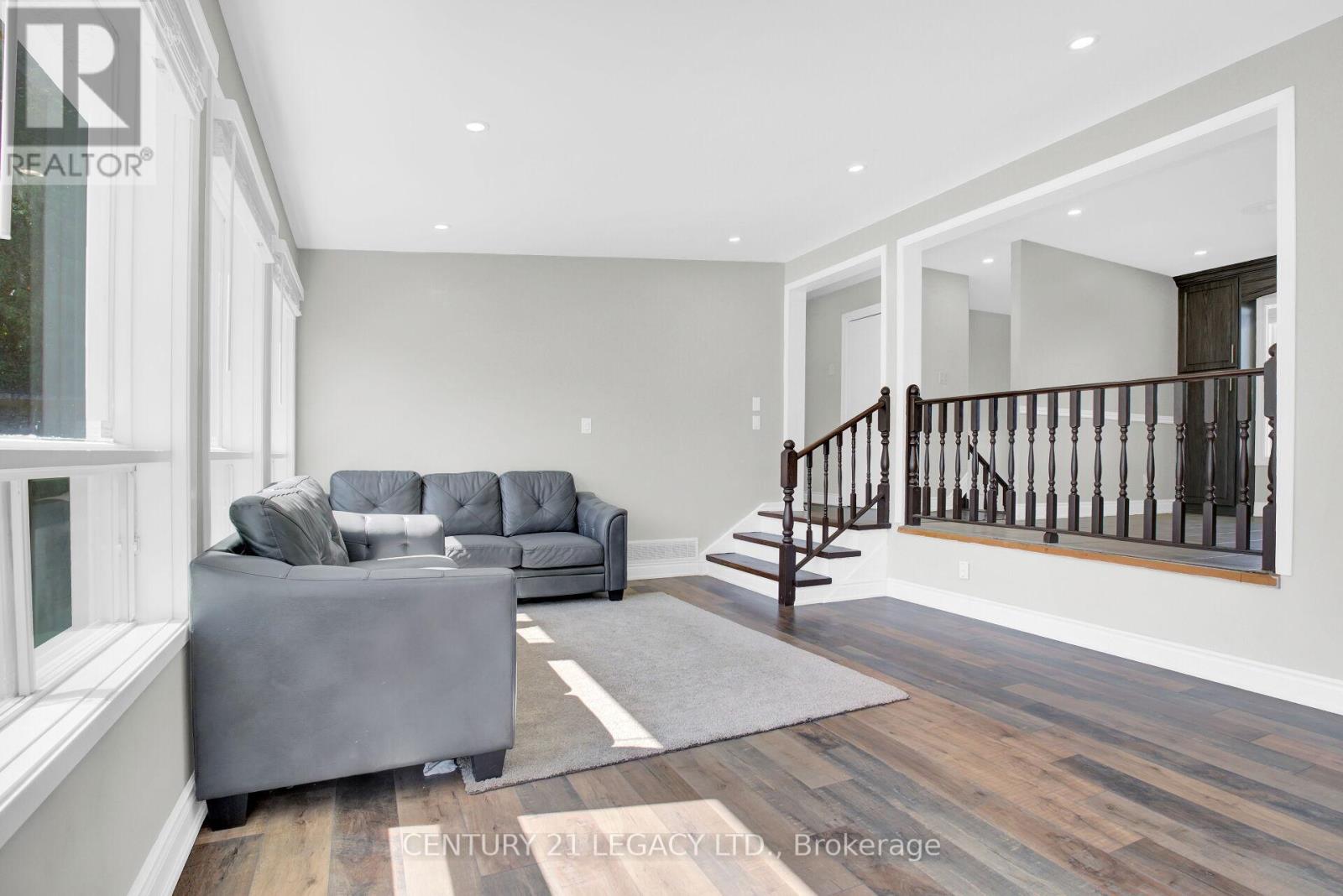 8182 Hornby Road, Halton Hills, Ontario  L0P 1E0 - Photo 6 - W12942370