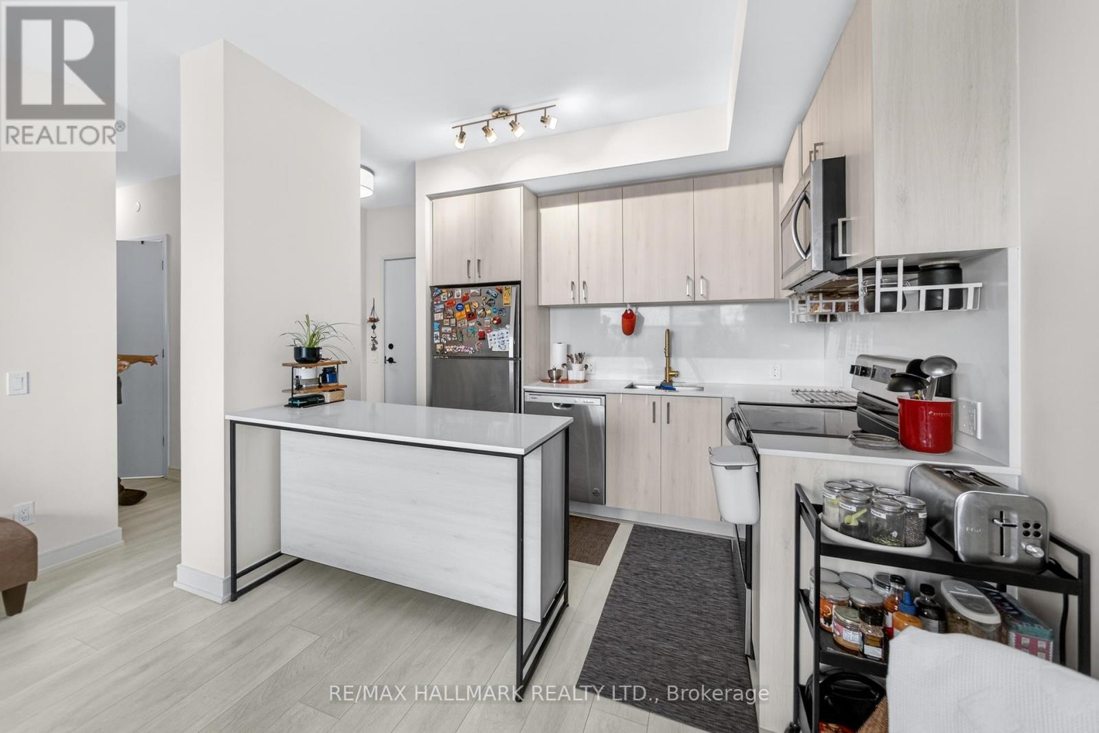 1605 - 8010 Derry Road W, Milton, Ontario  L9T 9N3 - Photo 13 - W12942408