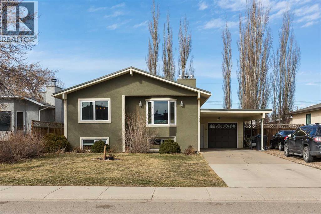 520 Maple Crescent, Picture Butte, Alberta  T0K 1V0 - Photo 2 - A2297894