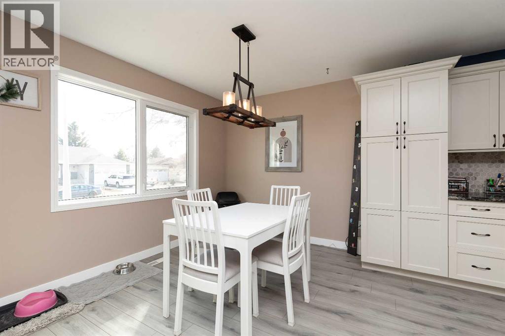 520 Maple Crescent, Picture Butte, Alberta  T0K 1V0 - Photo 6 - A2297894