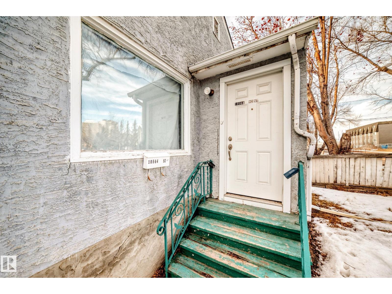 10564 92 St Nw, Edmonton, Alberta  T5H 1T9 - Photo 4 - E4473733