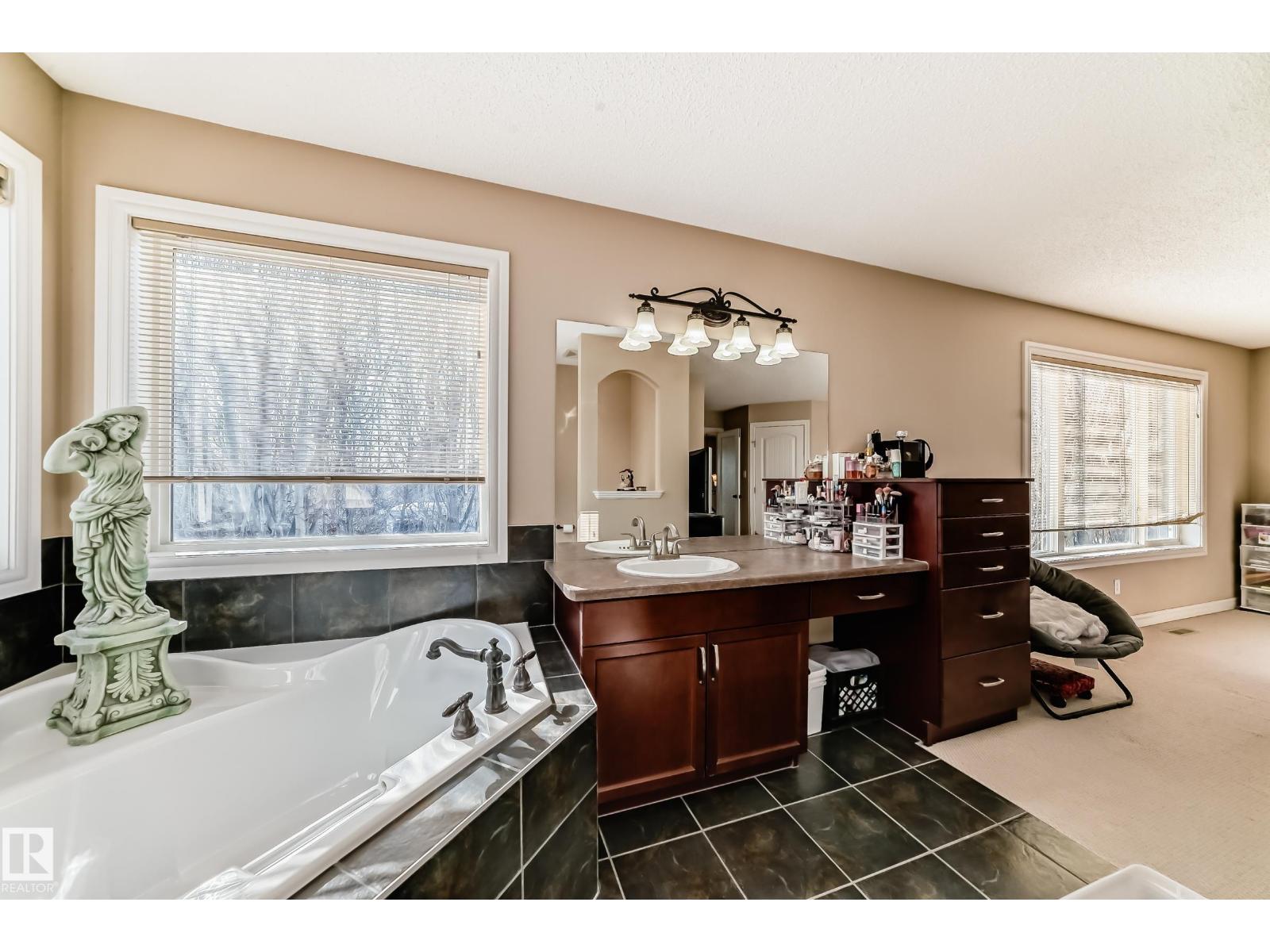3711 163 Av Nw, Edmonton, Alberta  T5Y 0H9 - Photo 31 - E4477260