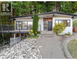 868 PROSPECT AVENUE, North Vancouver, British Columbia
