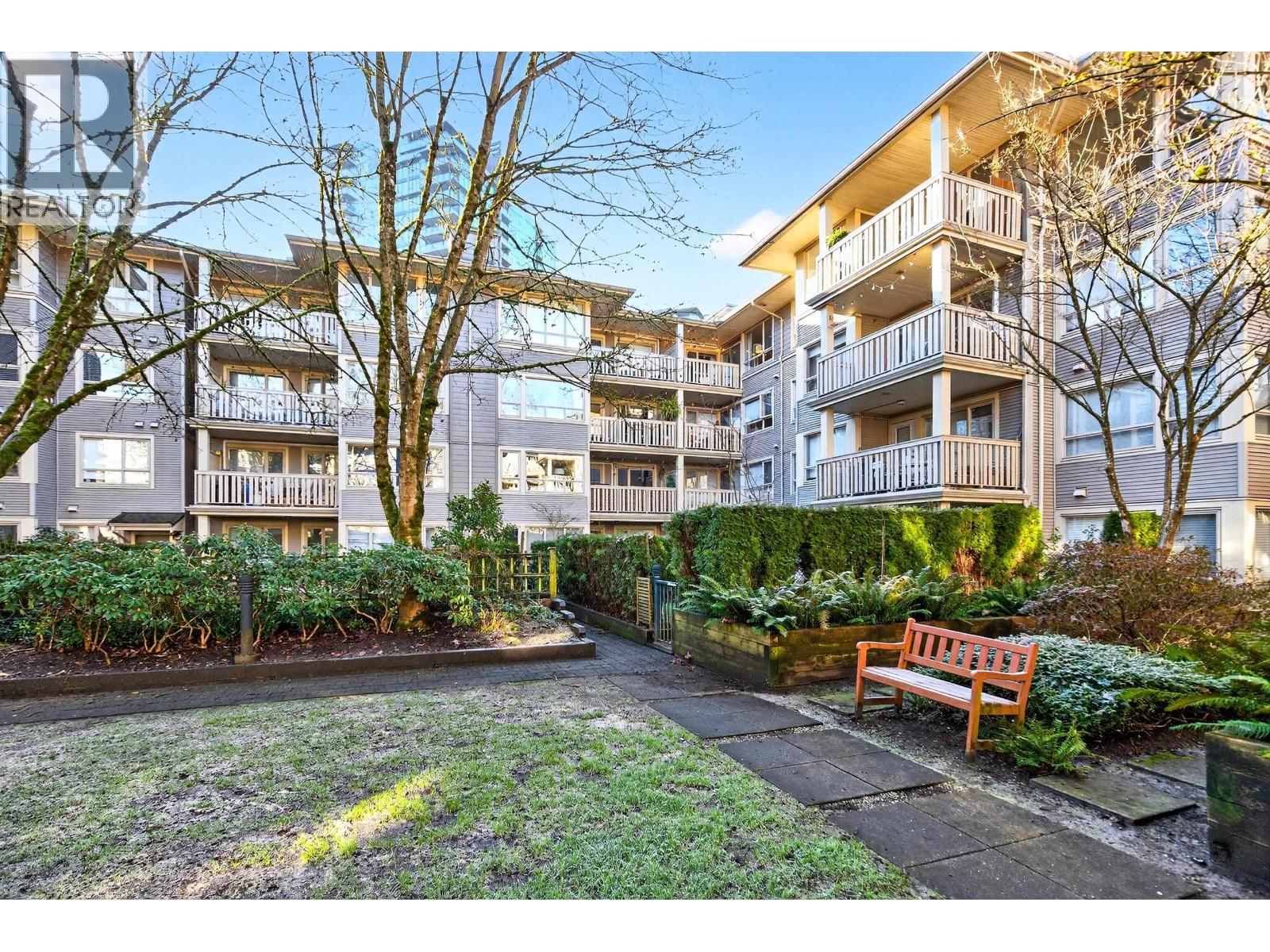 429 801 Klahanie Drive, Port Moody, British Columbia  V3H 5K4 - Photo 17 - R3098911