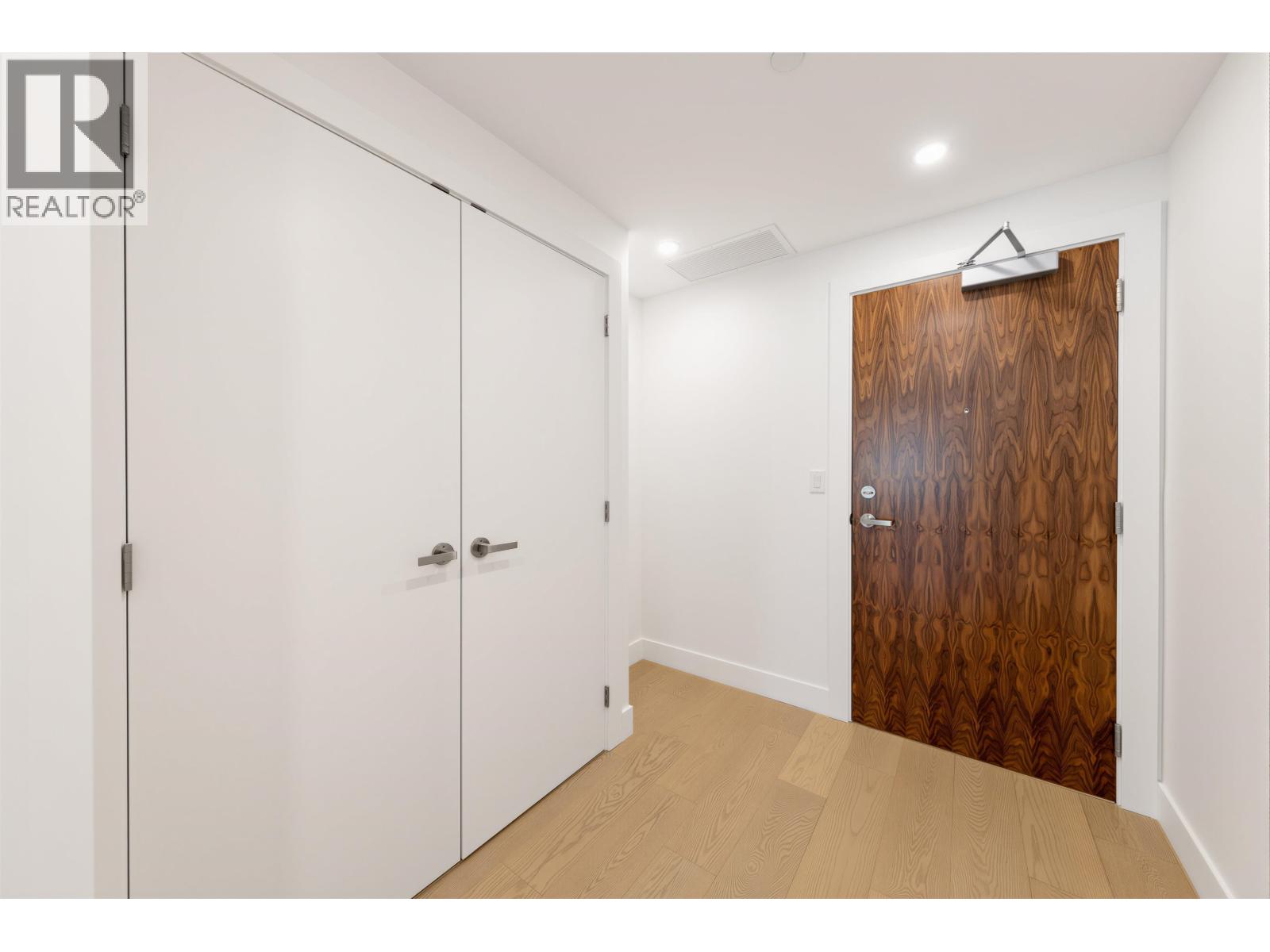 503 423 6th Street, West Vancouver, British Columbia  V7T 0A1 - Photo 13 - R3104904