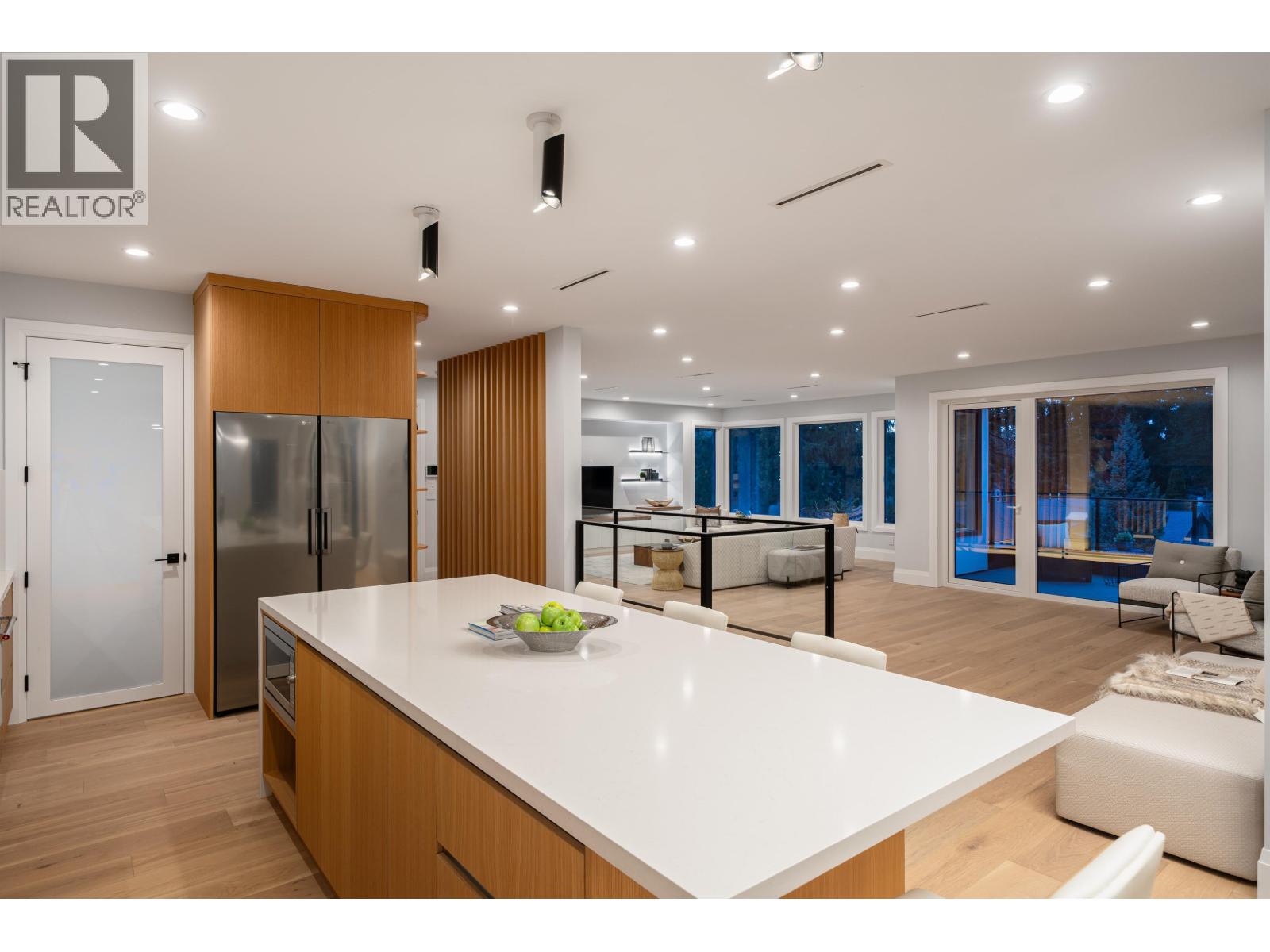 5318 4a Avenue, Delta, British Columbia  V4M 1H5 - Photo 10 - R3099300