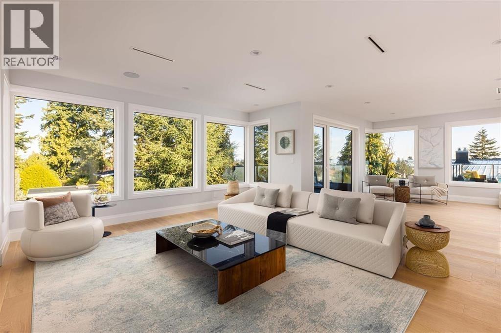 5318 4a Avenue, Delta, British Columbia  V4M 1H5 - Photo 8 - R3099300