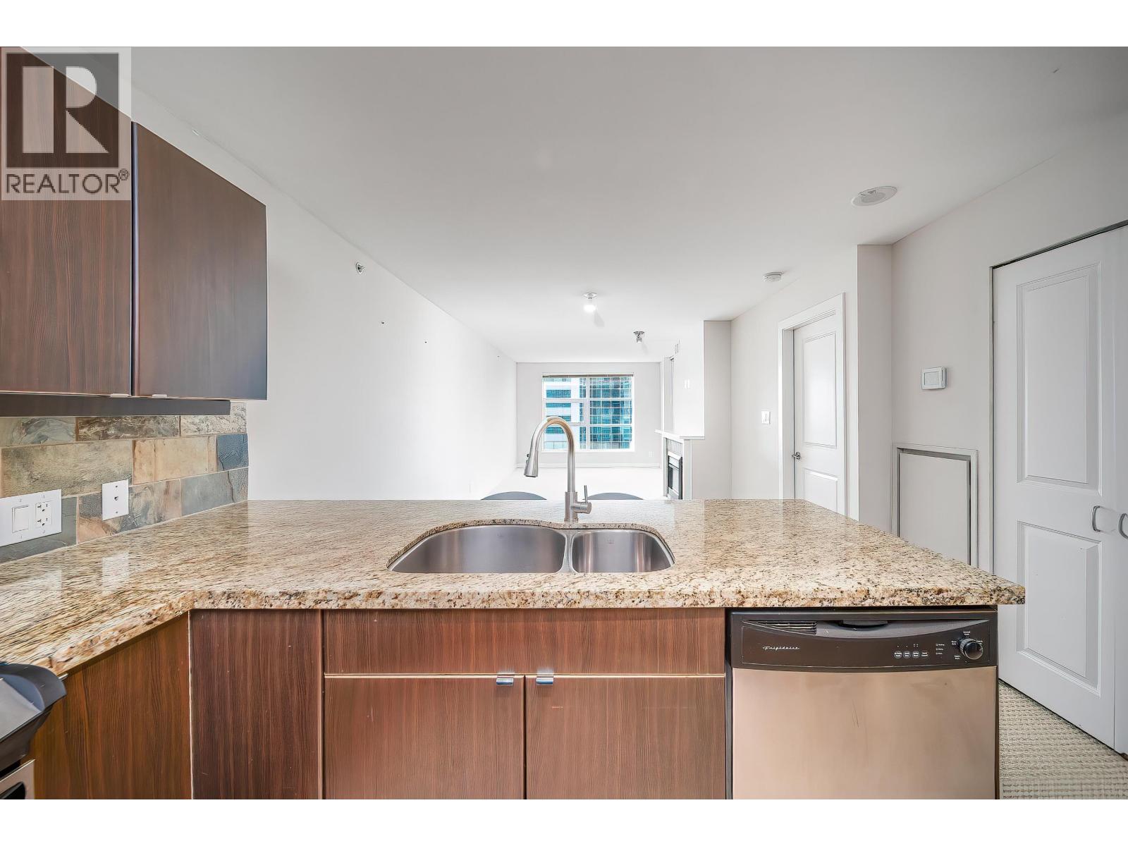 1208 6068 No. 3 Road, Richmond, British Columbia  V6Y 4M7 - Photo 3 - R3102556