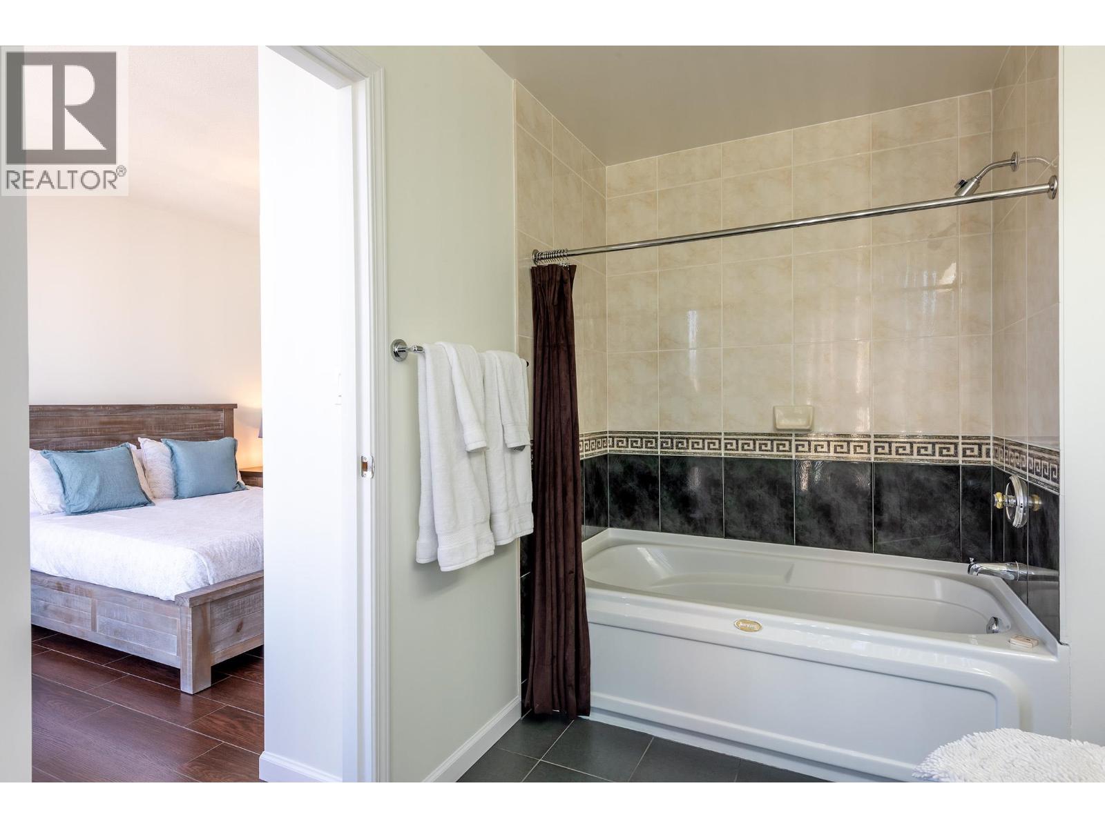 2902 1166 Melville Street, Vancouver, British Columbia  V6E 4P5 - Photo 11 - R3105339