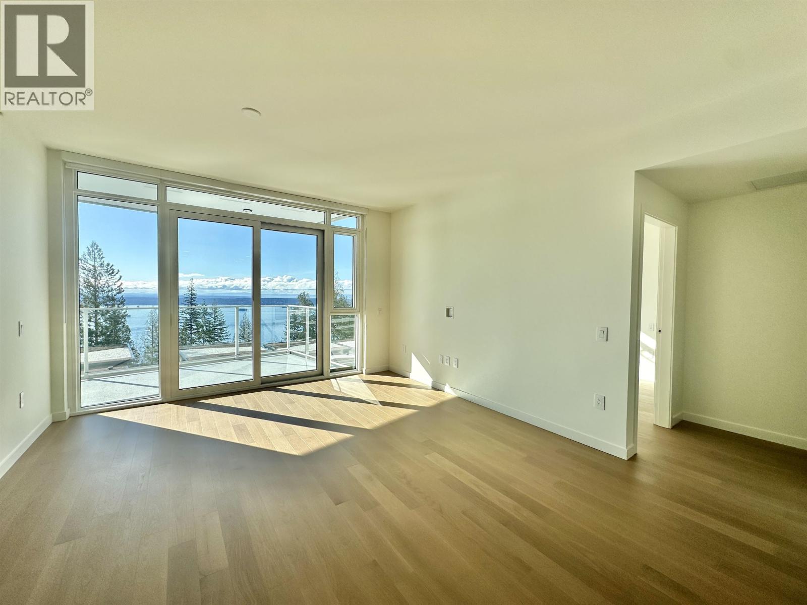 511-511a 3963 Uplands Way, West Vancouver, British Columbia  V7S 0B6 - Photo 4 - R3102229