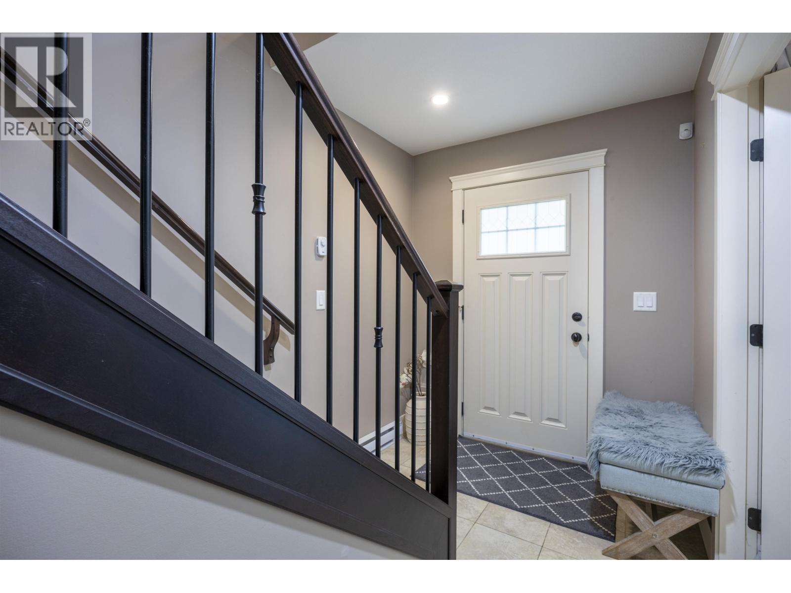 3 3380 Francis Crescent, Coquitlam, British Columbia  V3E 0H1 - Photo 8 - R3105736