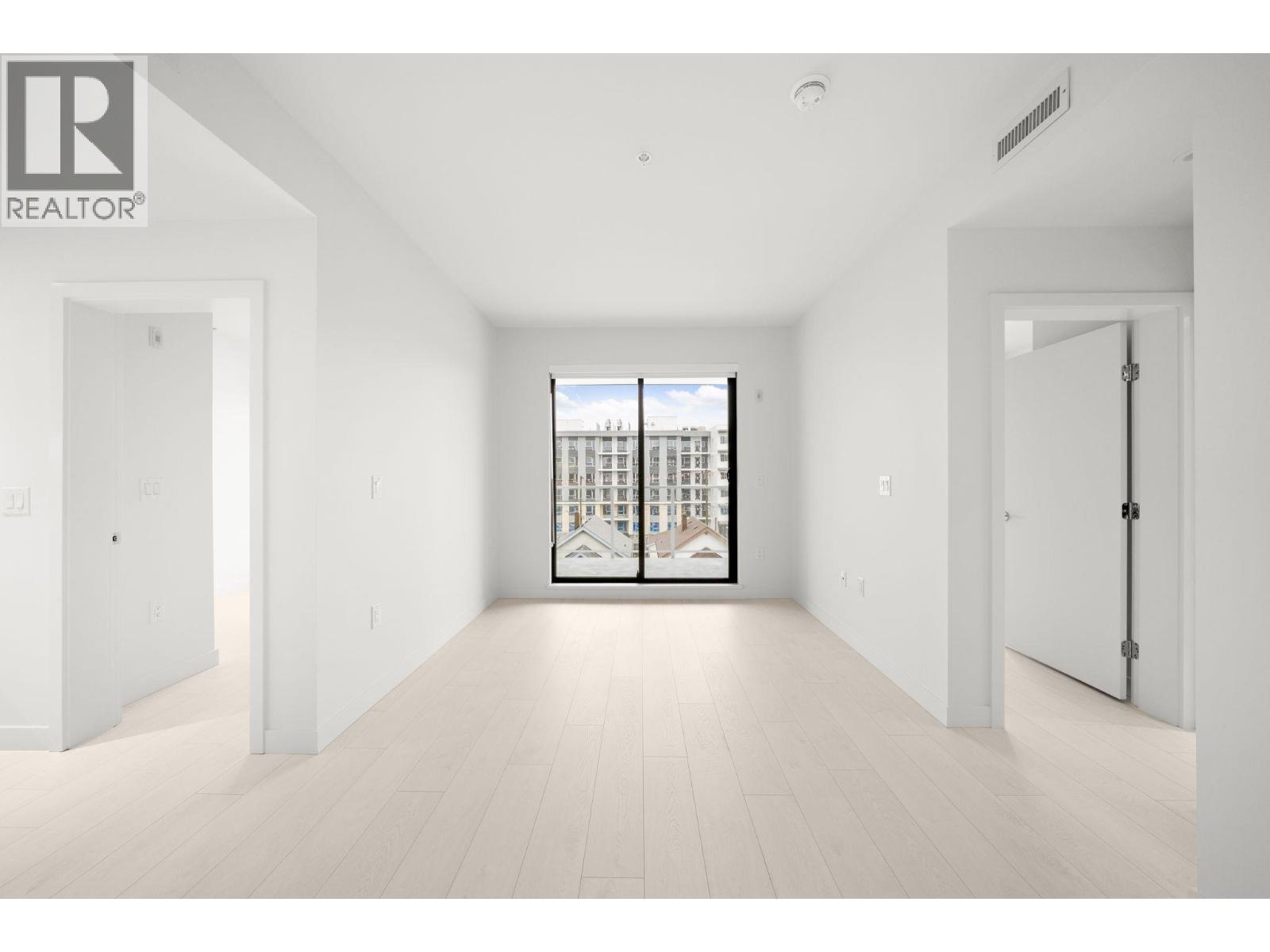 406 4928 Quebec Street, Vancouver, British Columbia V5W 2N2 - Photo 10 - R3080474