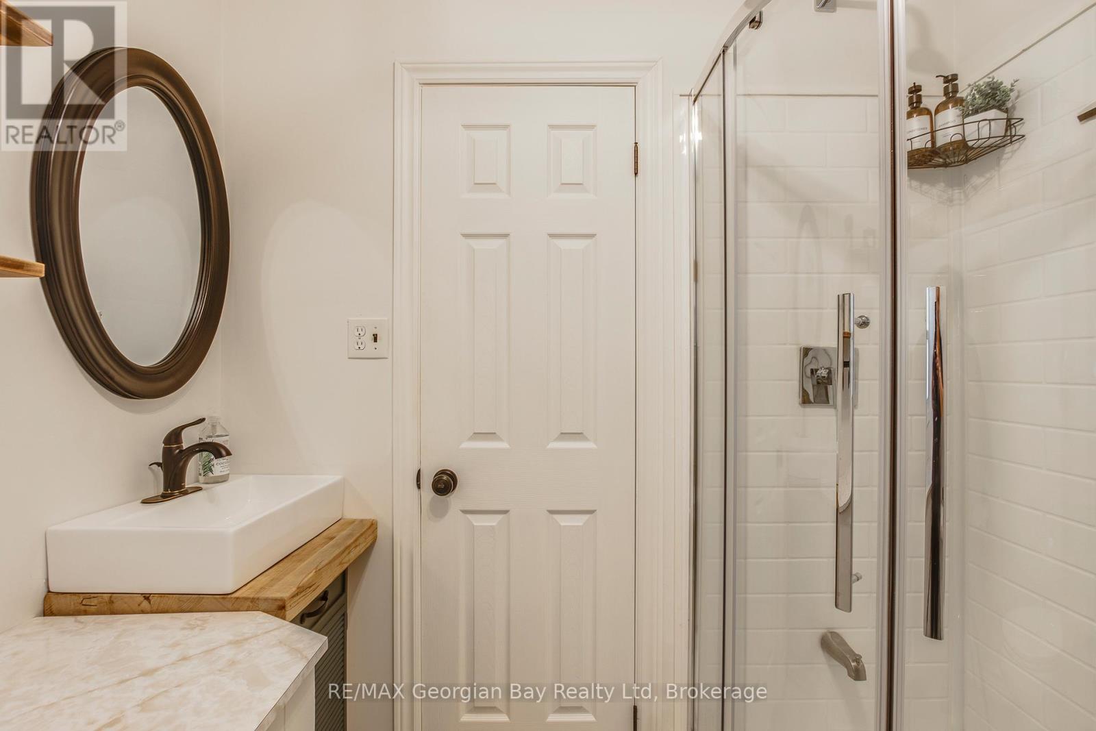 369 Tiny Beaches Road S, Tiny, Ontario  L0L 2J0 - Photo 17 - S12940476