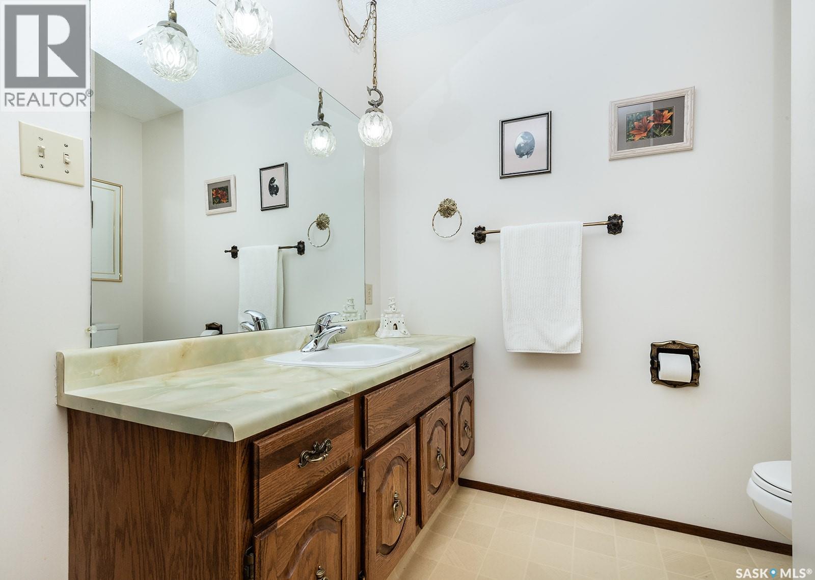 311 Candle Crescent, Saskatoon, Saskatchewan  S7K 5A5 - Photo 16 - SK031661