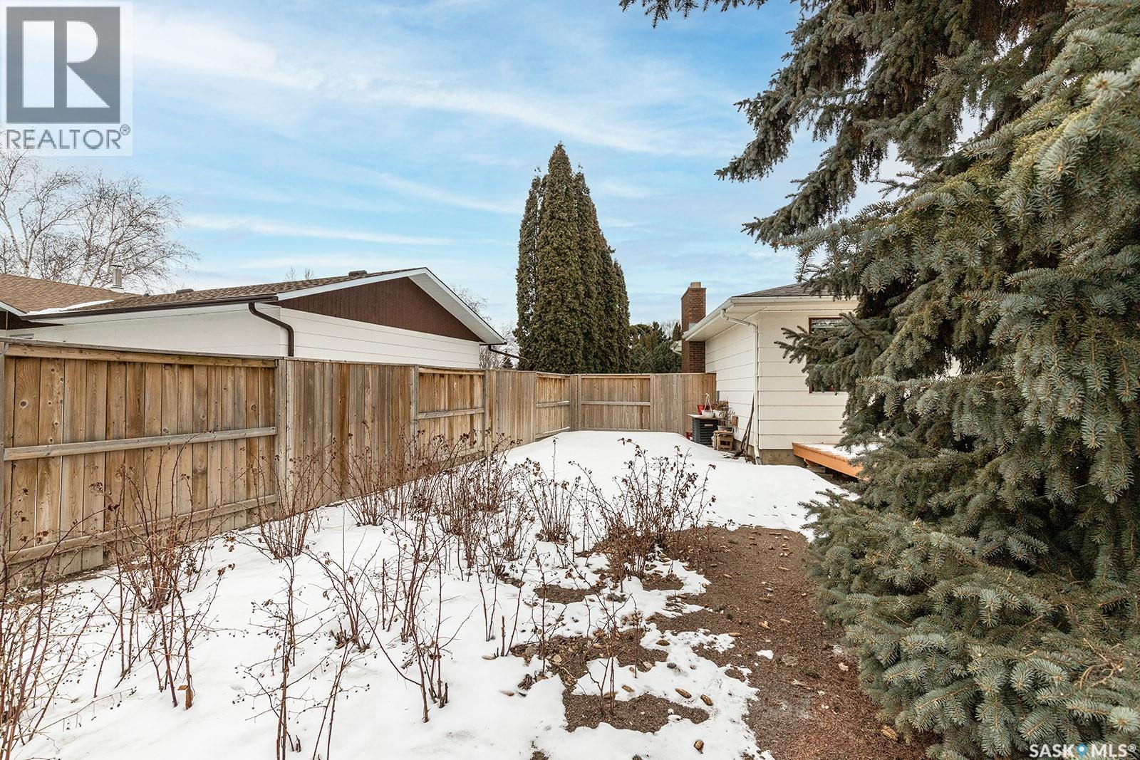 311 Candle Crescent, Saskatoon, Saskatchewan  S7K 5A5 - Photo 35 - SK031661