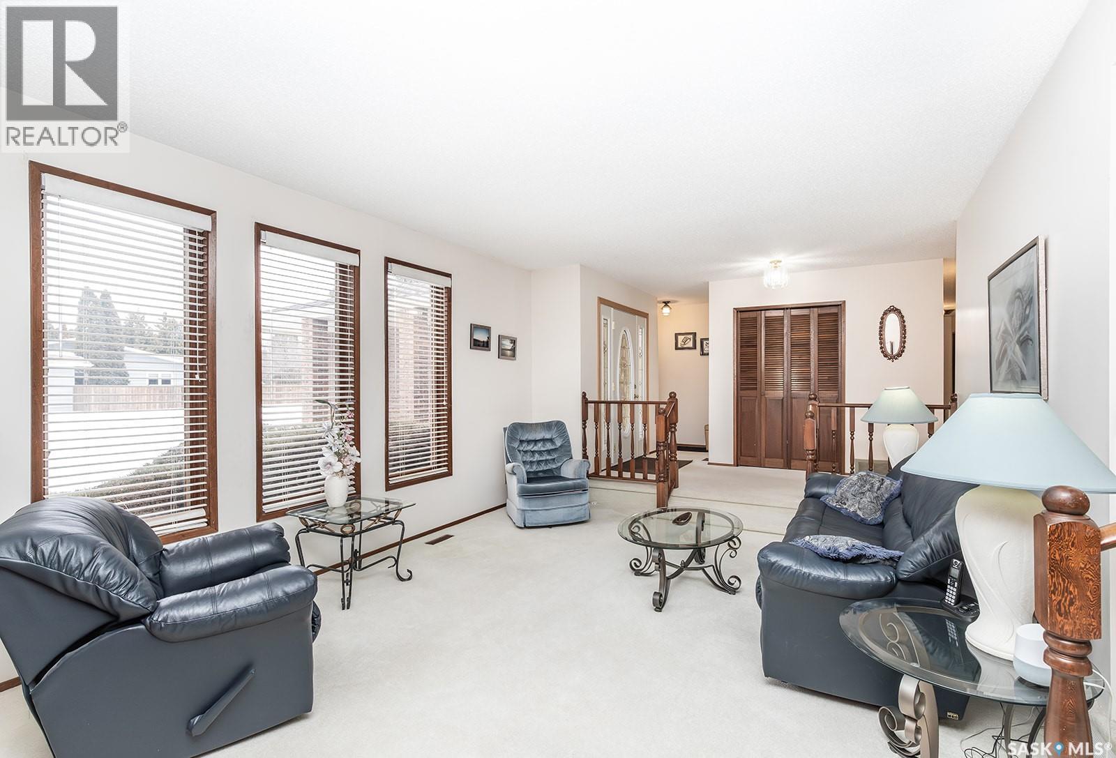 311 Candle Crescent, Saskatoon, Saskatchewan  S7K 5A5 - Photo 7 - SK031661